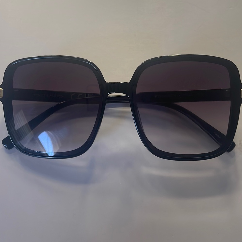 Vince Camuto sunglasses